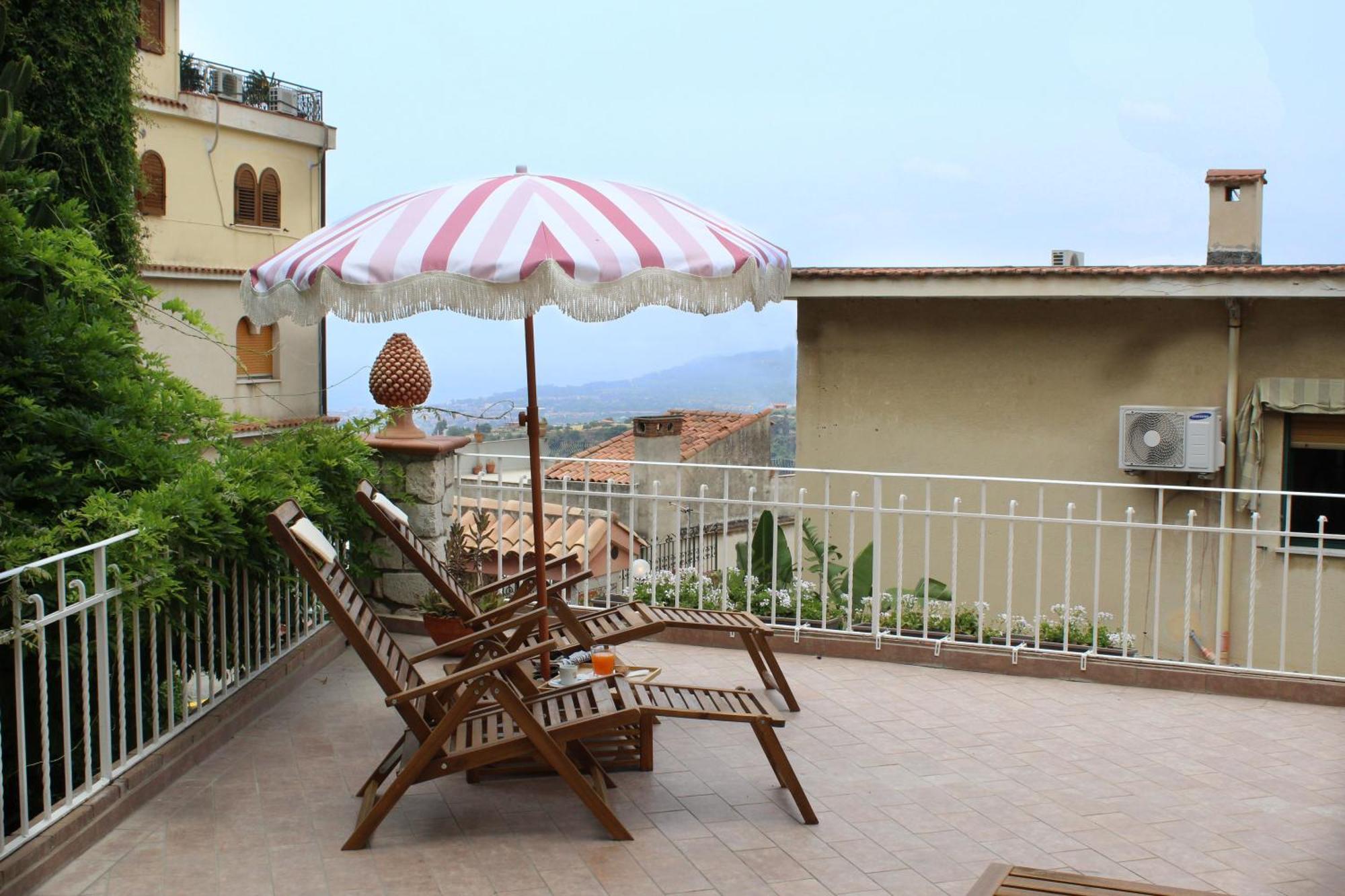 Donna Rosa - Your Home In Taormina Ngoại thất bức ảnh